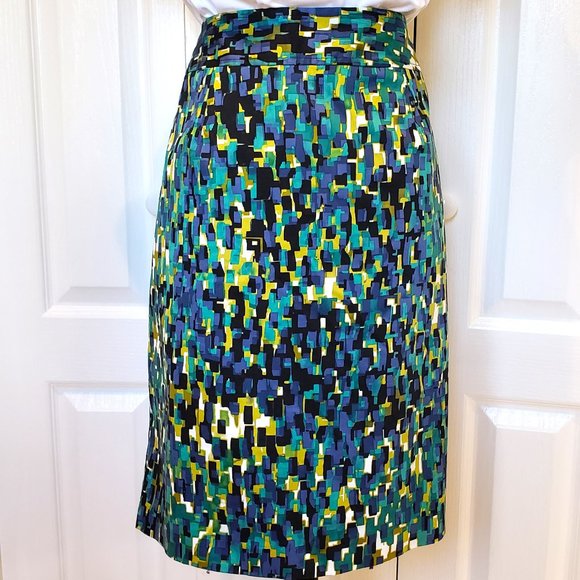 Cleo Petite  skirt  Size : 14     Multi-colored greens, blues, blacks - Picture 1 of 7